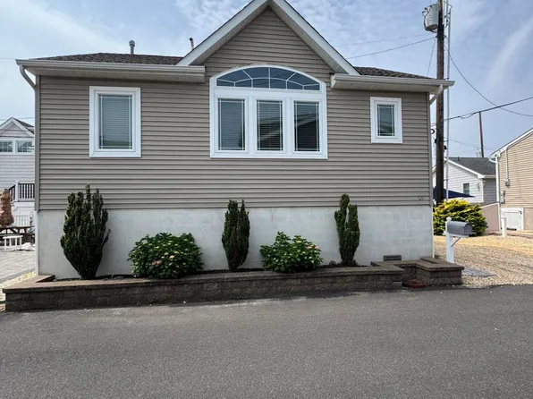 29 E Dune Way, Lavallette, NJ 08735
