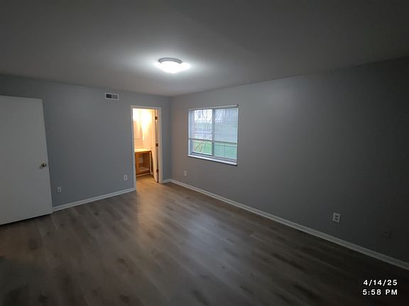 3rd image of 611 Kilgore Ave #9