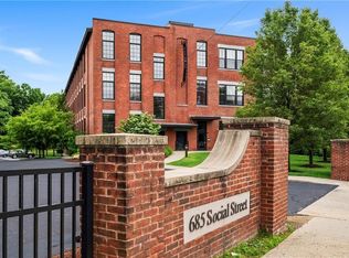 Gateway Commons, Woonsocket, RI 02895