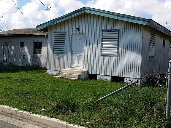 4th image of 250 & 251 William's De PR