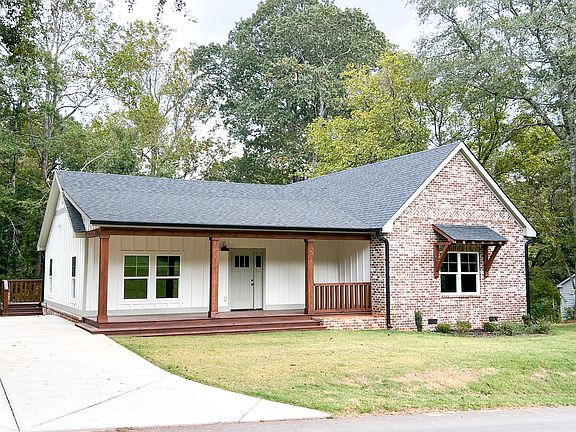 2nd image of 135 Church St