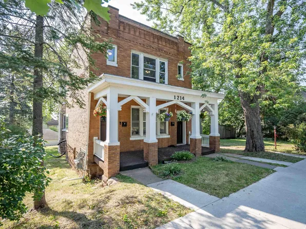 1214 E 4th St, Duluth, MN 55805