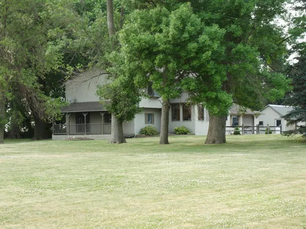 51284 310th St, Blooming Prairie, MN 55917