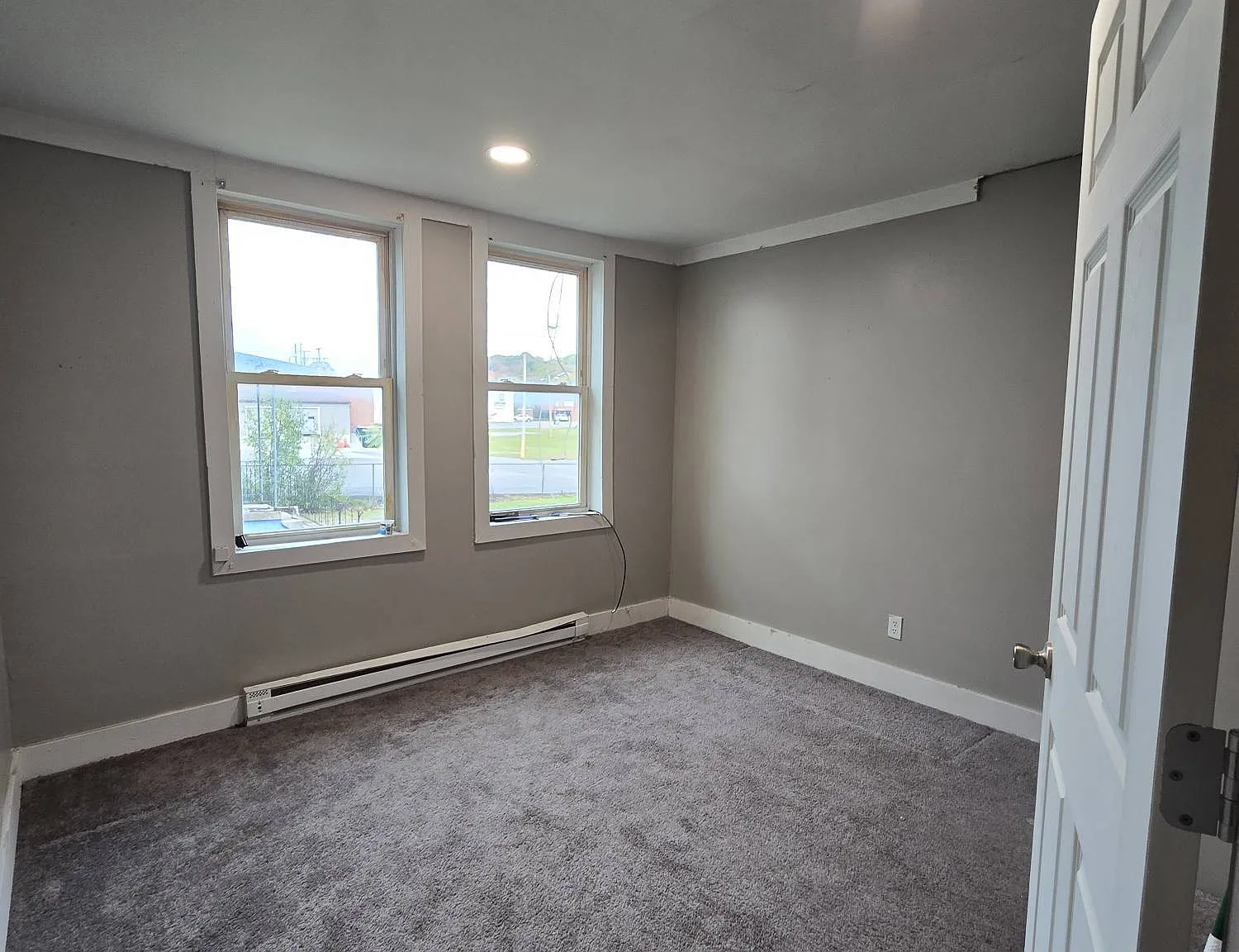 325 -327 Frederick Street Apartments - — Photo 3
