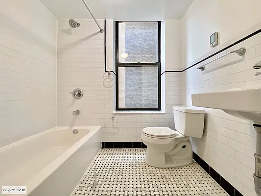 Rented by Native Real Estate LLC | media 6
