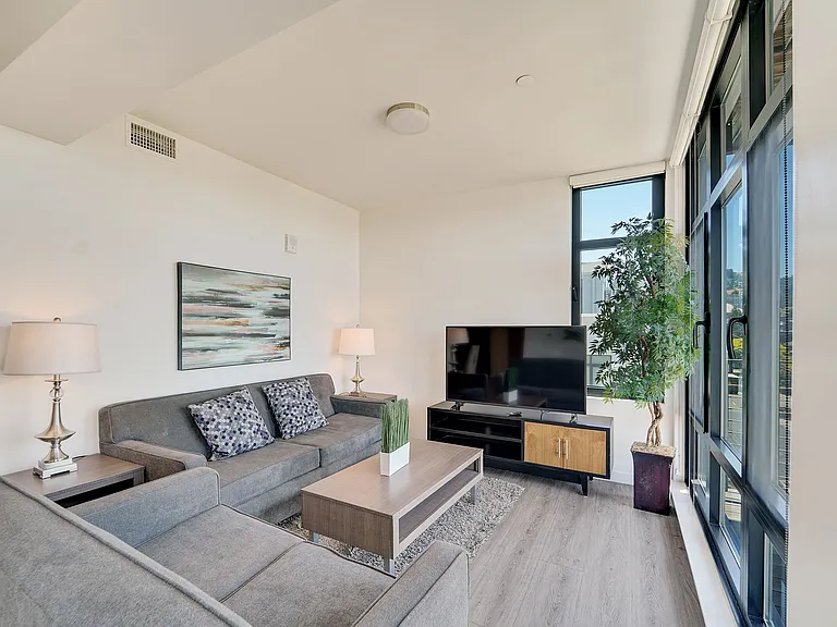 URSA Berkeley — Photo 14
