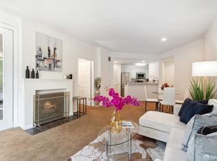 240 Caldecott Ln UNIT 204, Oakland, CA 94618