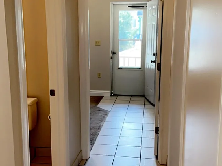 221 Howard St #1 — Photo 12