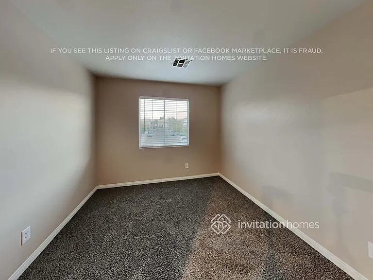 280 Bella Calabria Ave — Photo 14