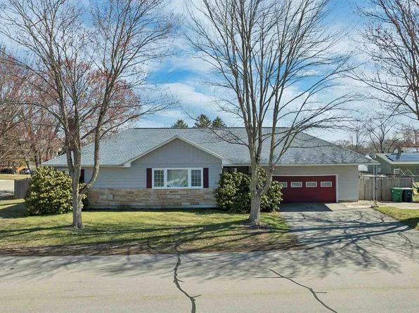 9 Dale Street, Nashua, NH 03060