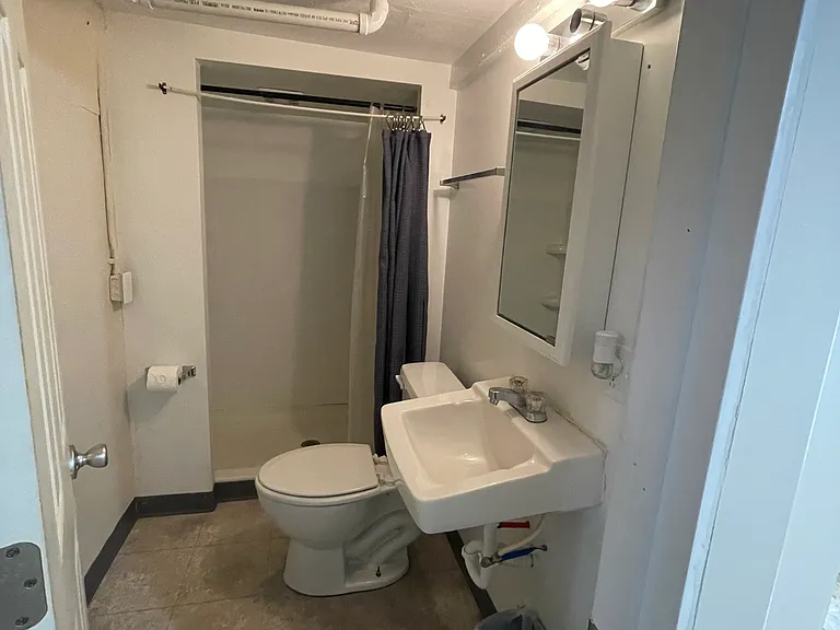 3008 West St #3 — Photo 10