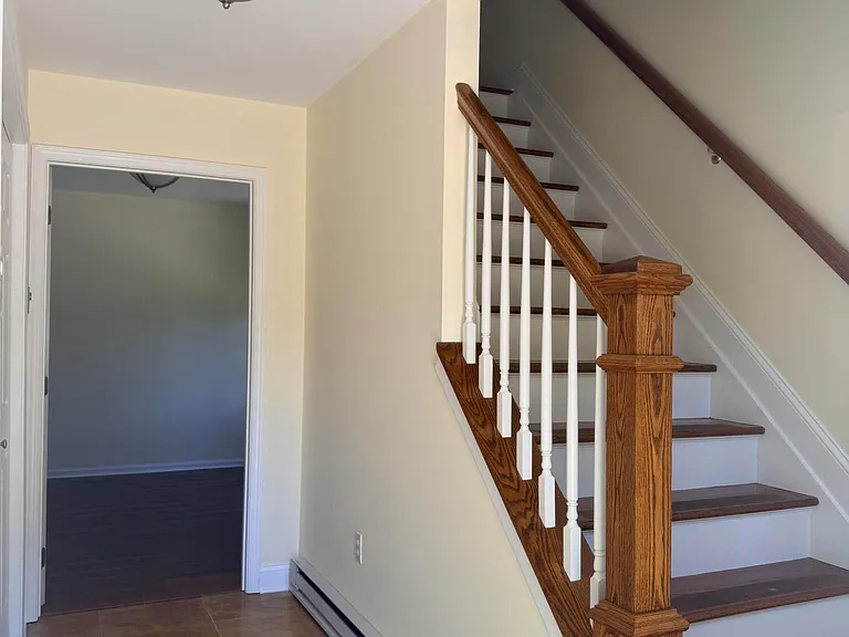 150 Magnolia Ln — Photo 6