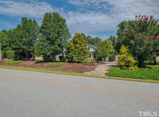 501 Mallie Pearce Rd, Zebulon, NC 27597