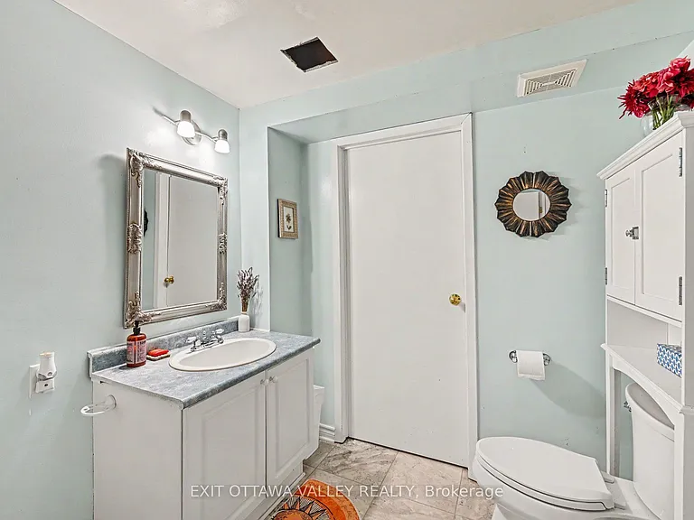 11 Maple Dr — Photo 10