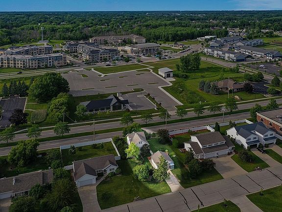 2nd image of 2788 Riveridge Ln