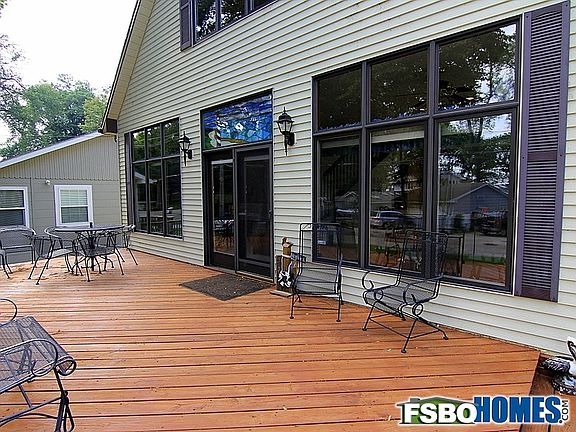 Large Front Deck