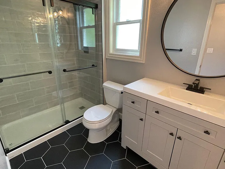 2254 Lake Crest Ct — Photo 14