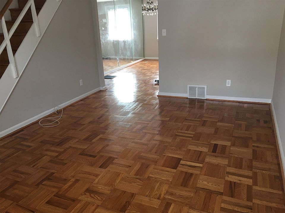 2nd image of 484 W Clapier St
