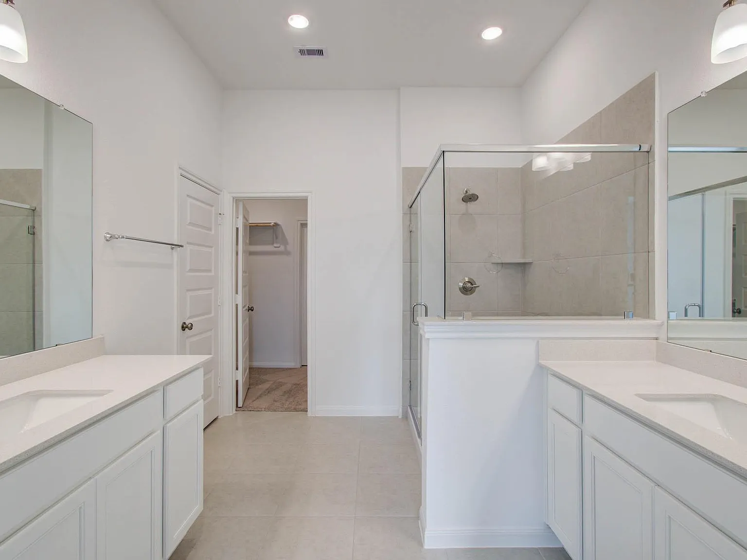 4 bed, 3.0 bath, 2194 sqft, $2,750 — Photo 4