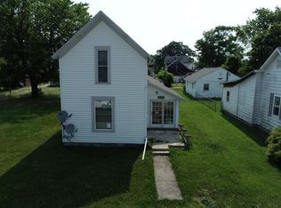 635 N Hickory St, Dunkirk, IN 47336
