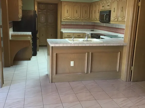 121 E Kiwi St, McAllen, TX 78504