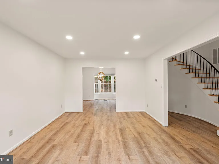 8330 Wickham Rd — Photo 7