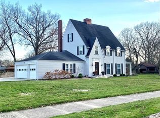 202 E 12th St, Dover, OH