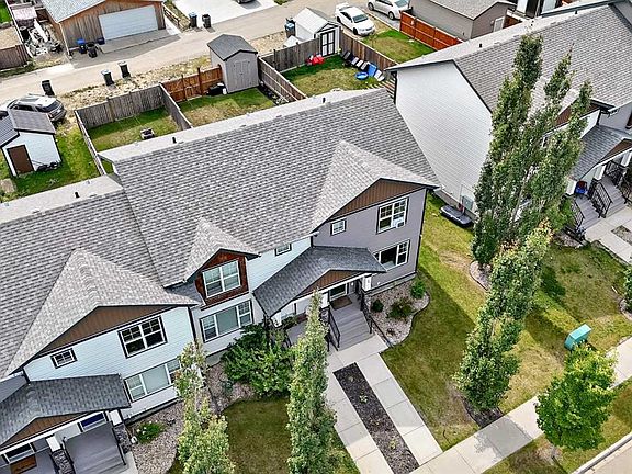 3rd image of 31 N Crestview Blvd