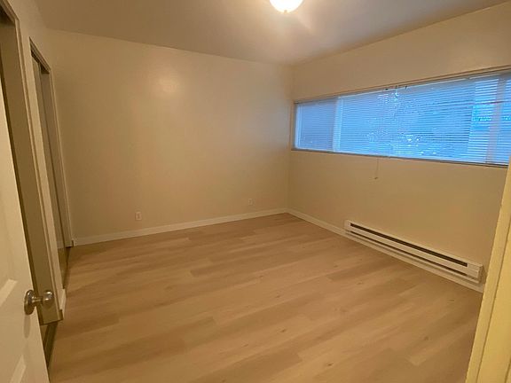 5th image of 1305 NE Ravenna Blvd APT 201