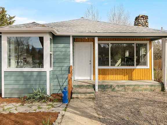 4th image of 185 Peach St