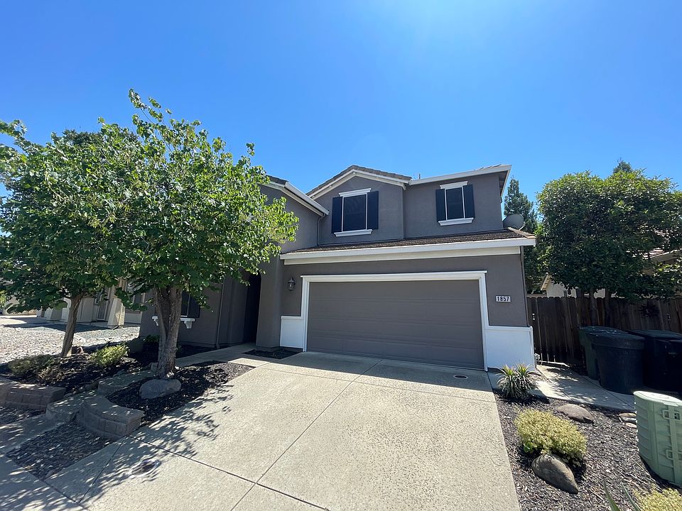 1st image of 1857 Sunstone Dr