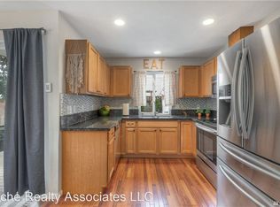 2601 SW Adams St, Seattle, WA 98126