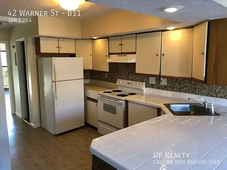42 Warner St #B11 — Photo 1