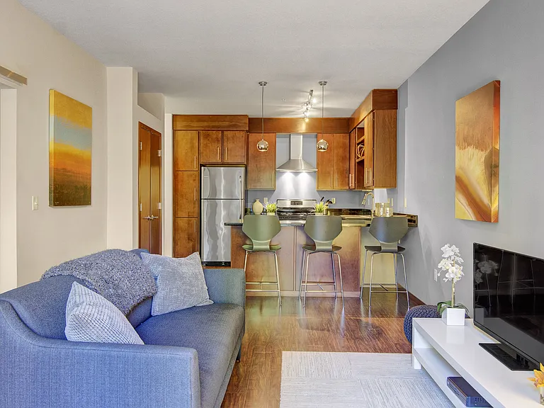 Vue Apartment Homes — Photo 1