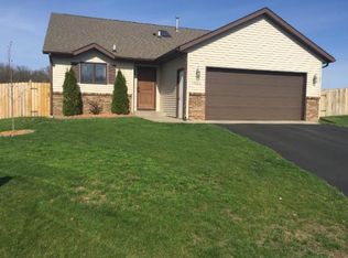 1606 Summit Ave N, Sauk Rapids, MN 56379