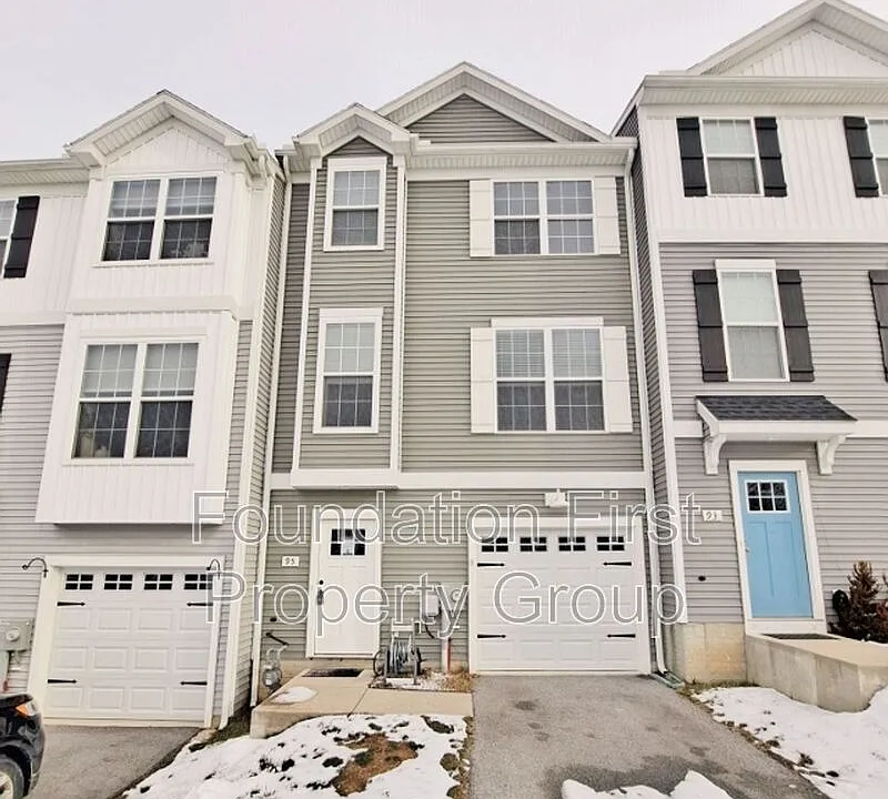 95 Overlook Dr