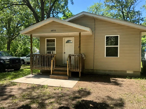 2883 Austin St, Norton Shores, MI 49444