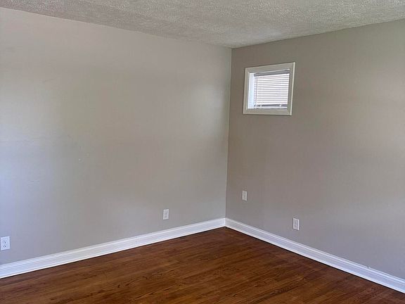 2nd image of 2336 Sylvania Ave