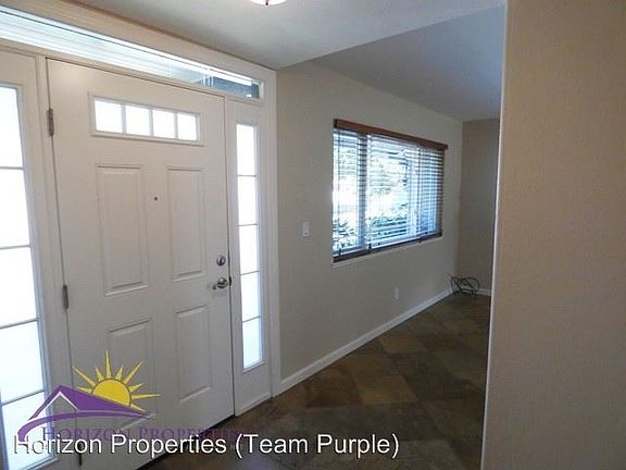 3rd image of 8946 Phoenix Ave