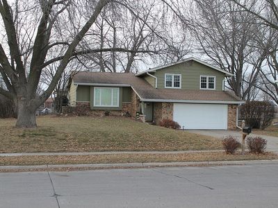 1140 39th St, West Des Moines, IA, 50266