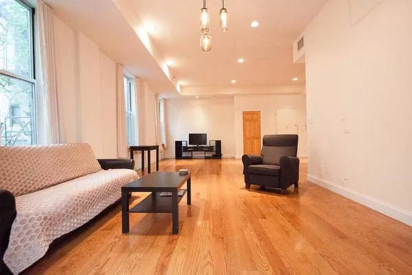 Rented by Corcoran | media 4