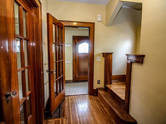 4th image of 54 Seminole Way