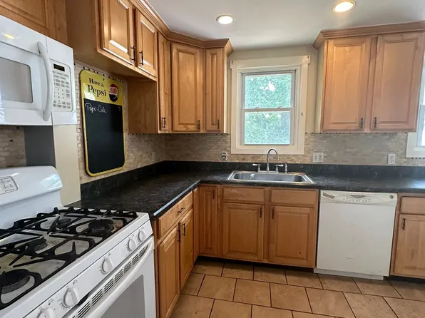 20 Meadow Street, Ansonia, CT 06401