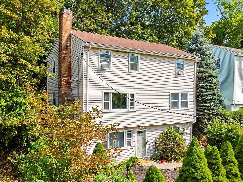 1st image of 24 College Farm Rd