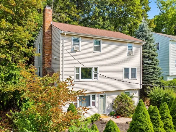 24 College Farm Rd, Waltham, MA 02451