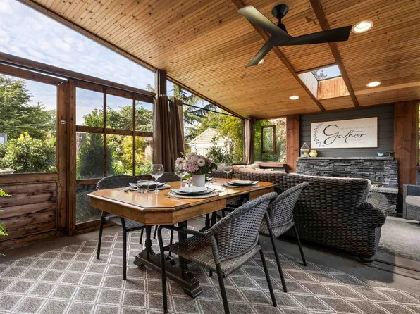 46395 Hope River Rd, Chilliwack, BC V2P 3P4