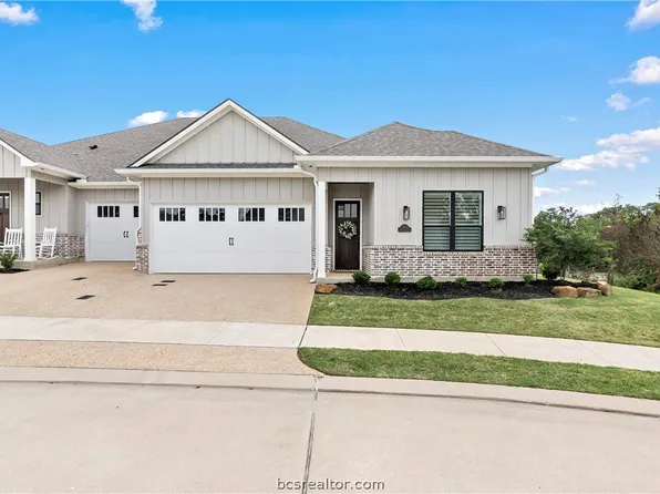 2800 Maroon Ct, Bryan, TX 77807