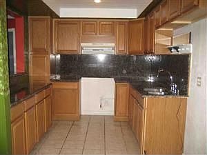 2nd image of 25176 Juanita Ave