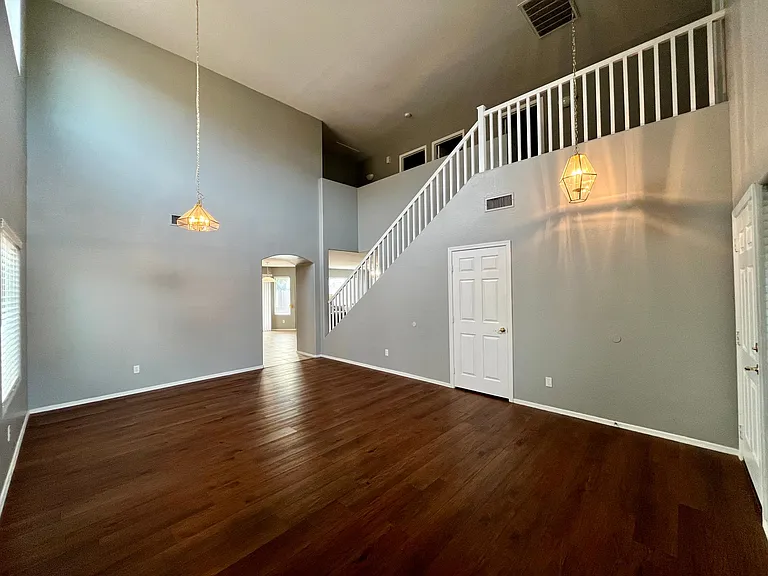 29589 N Little Leaf Dr — Photo 3
