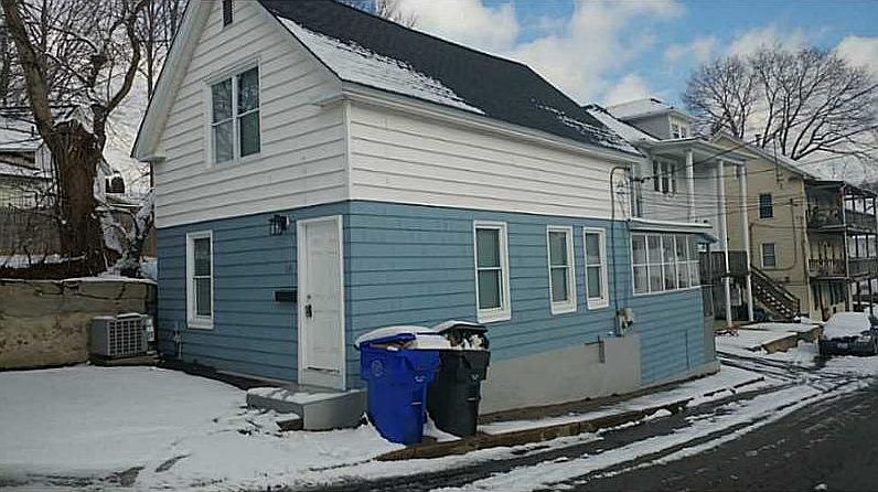1st image of 14 Hare St